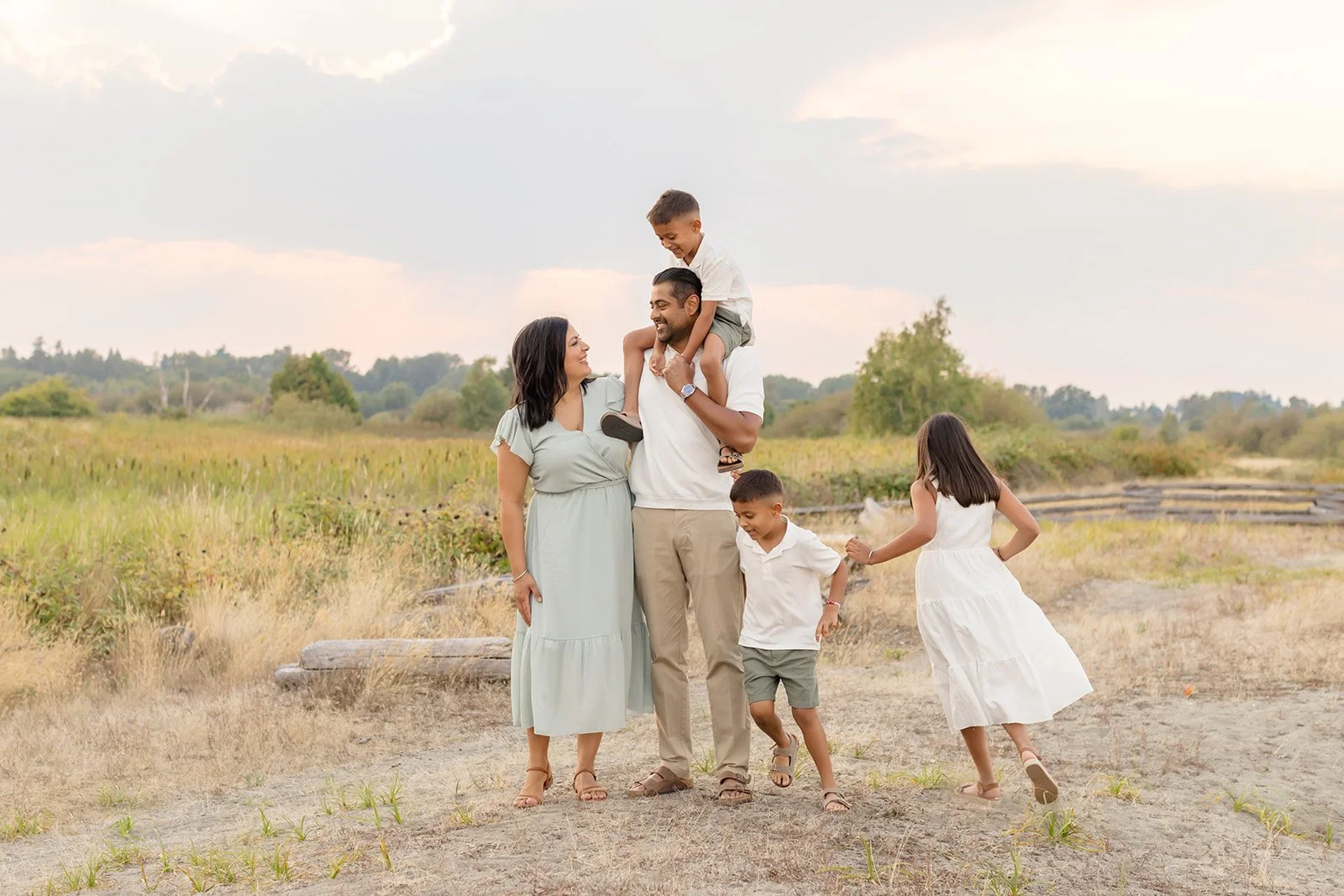 1 Family Photos 2025-27_websize.jpg