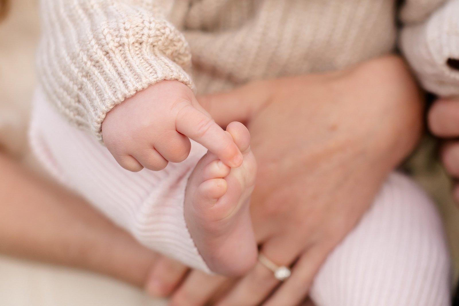 Family Photos 2025-57.jpg