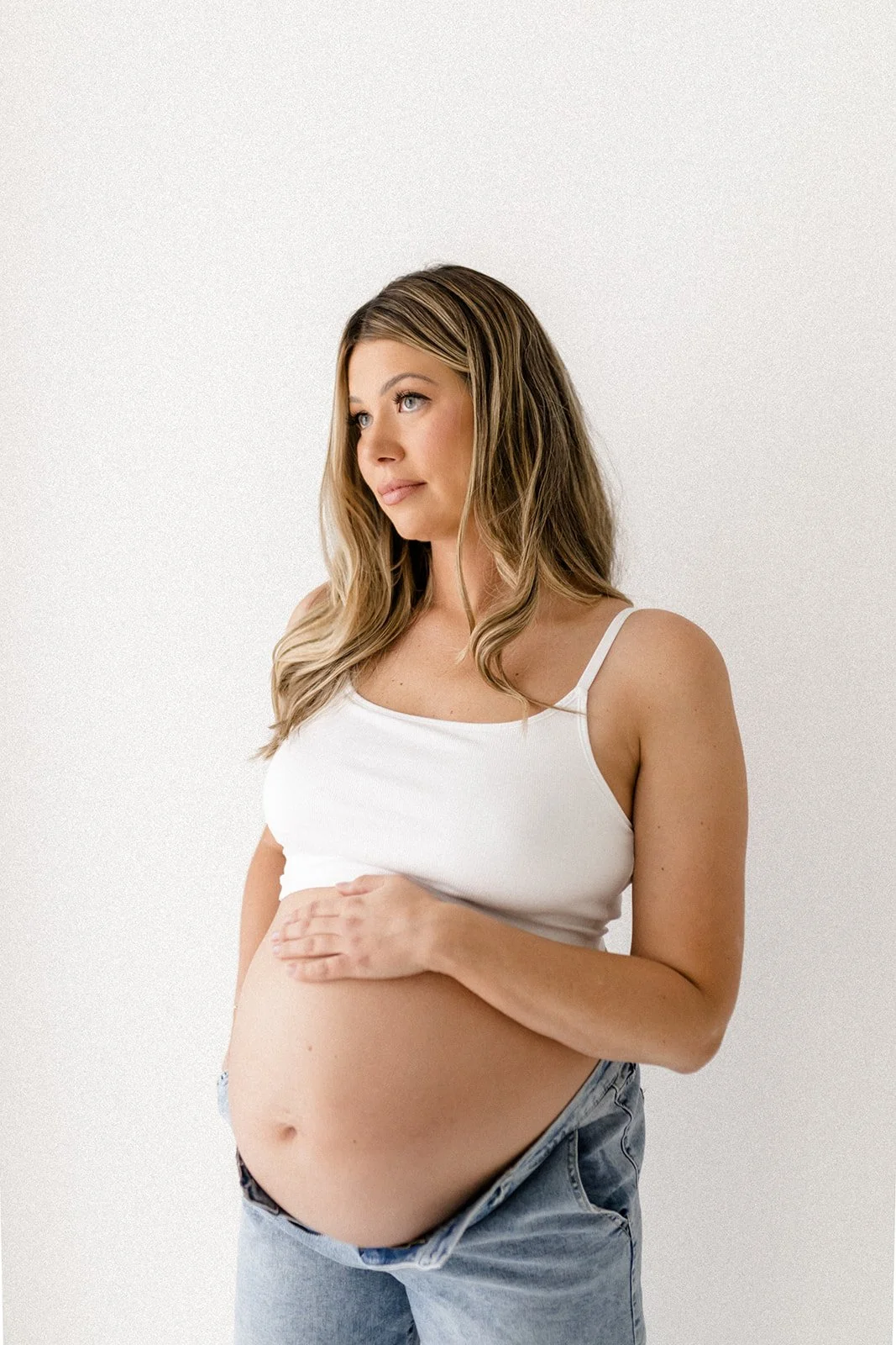 Maternity Photos 2025-11_websize.jpg