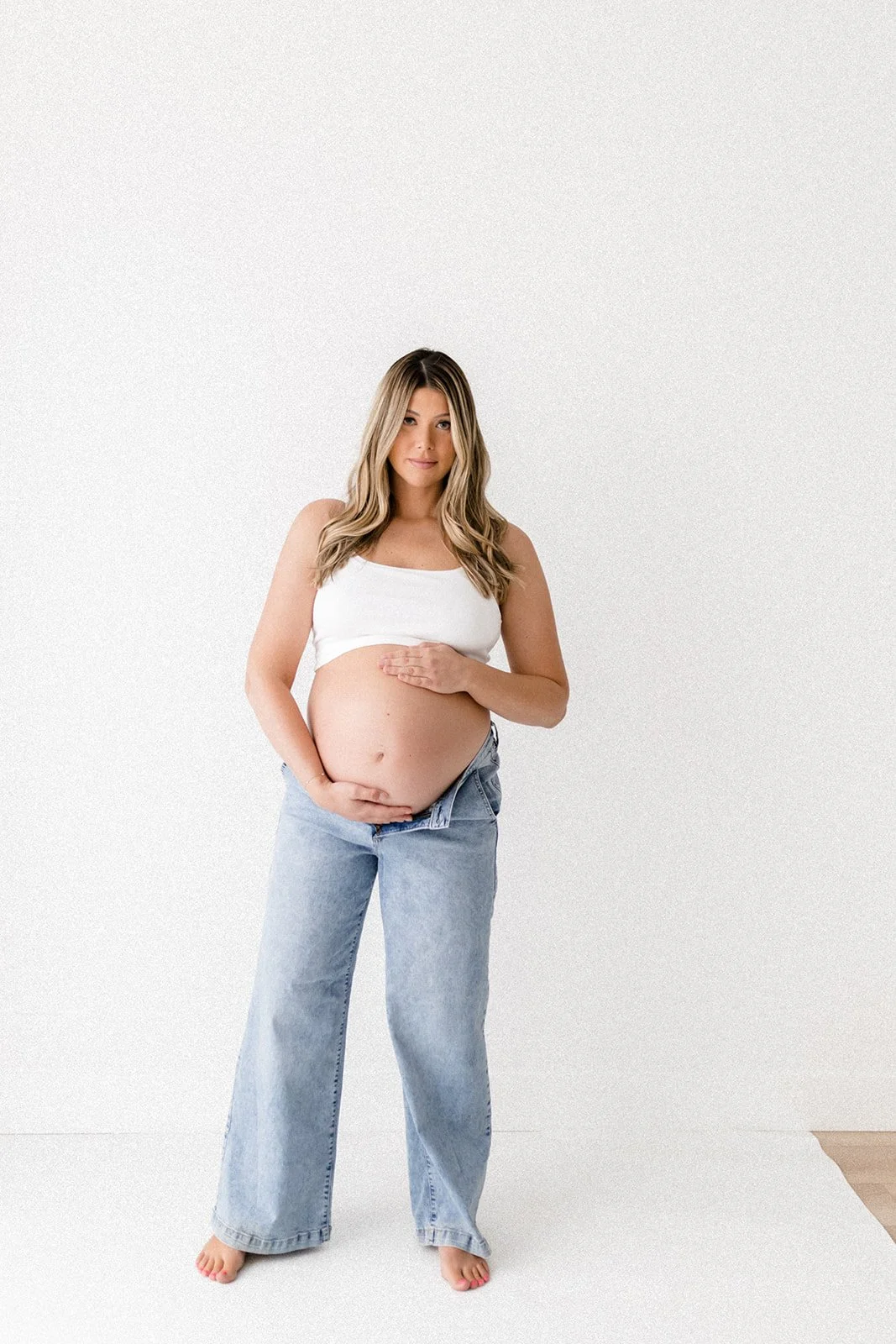 Maternity Photos 2025-15.jpg