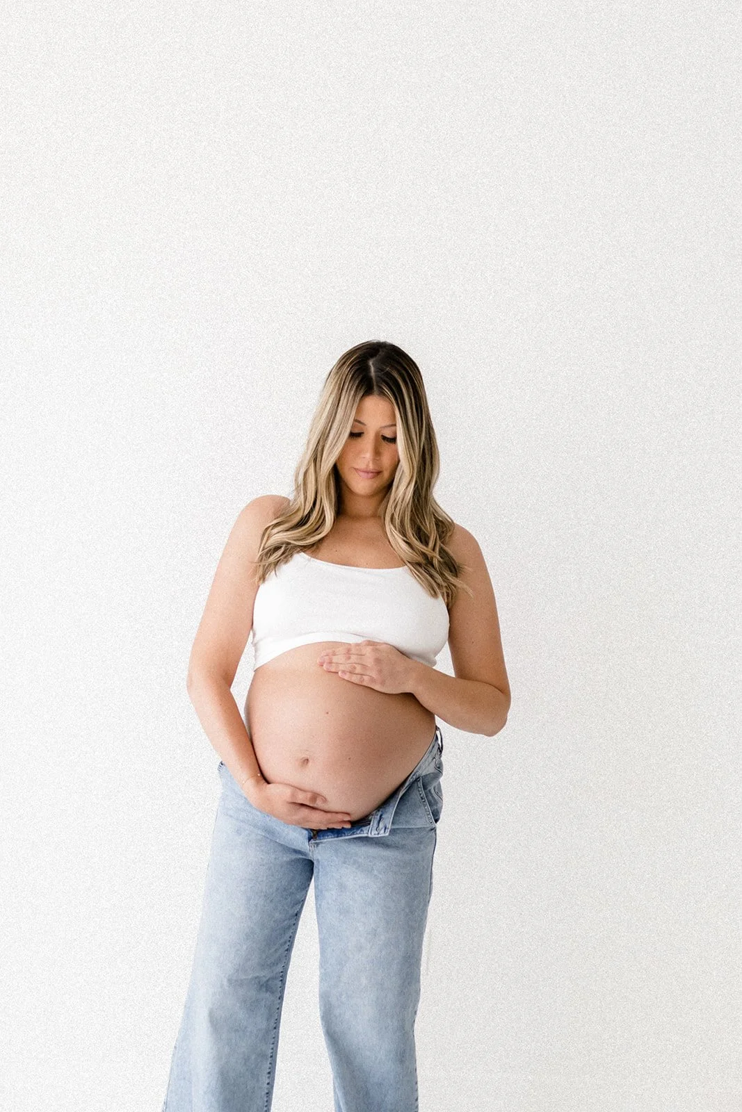 Maternity Photos 2025-19.jpg