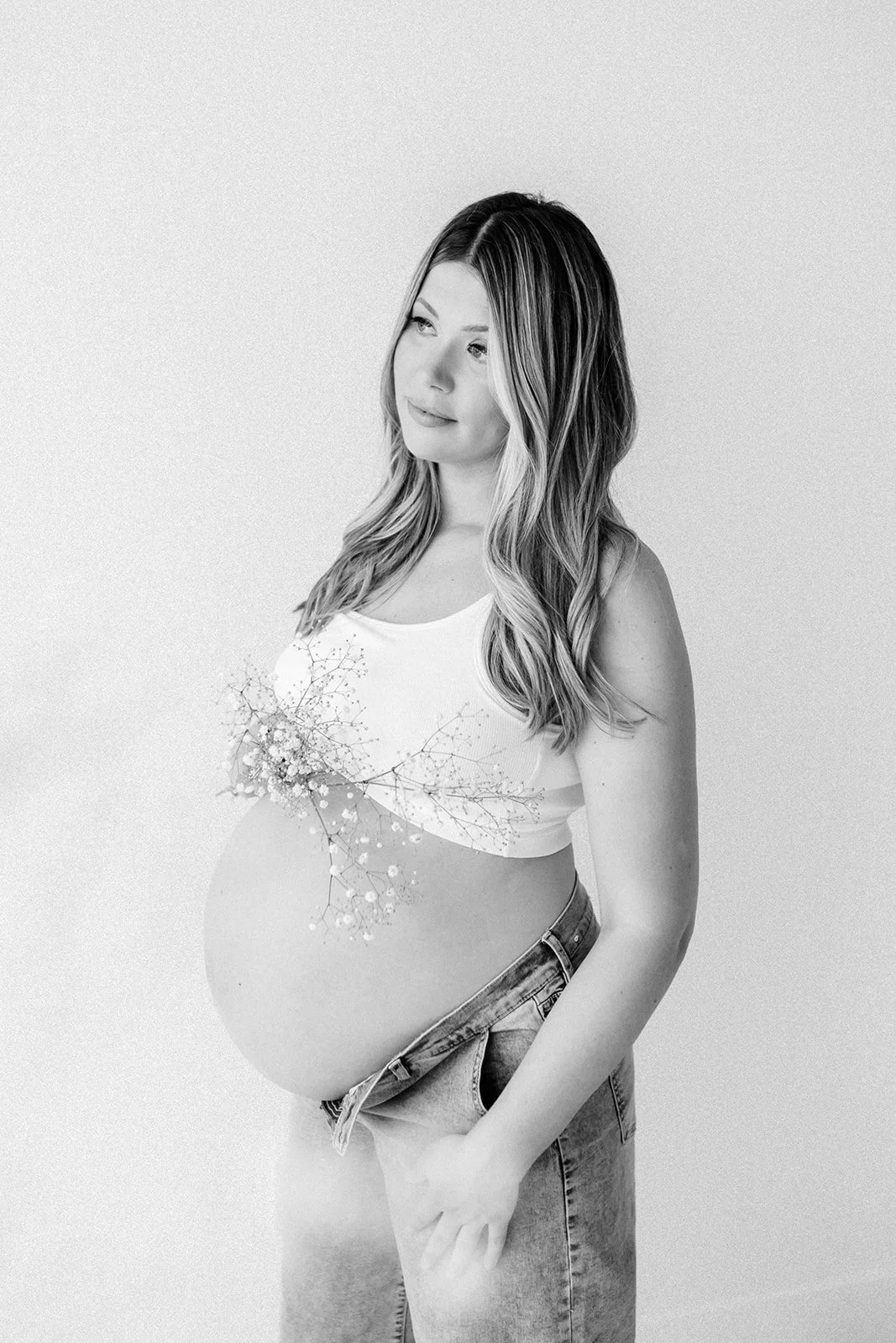 Maternity Photos 2025-36.jpg