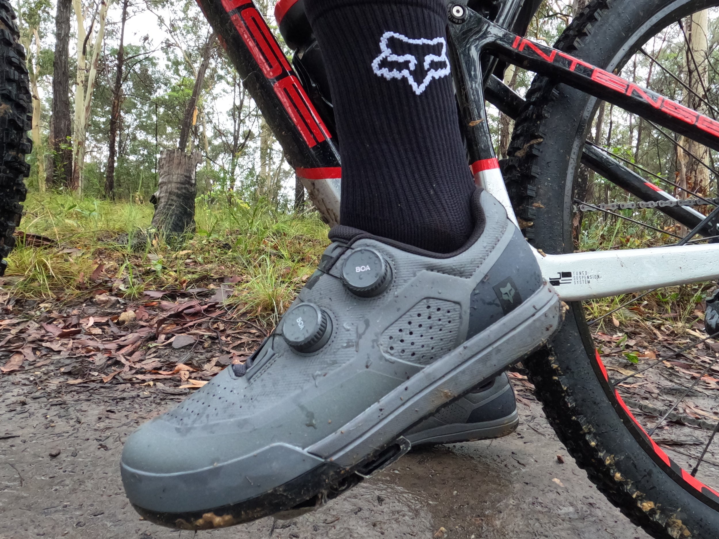 Fox Union Mountain Bike Shoes  Great on finish, but with a questionable  fit - Flow Mountain Bike