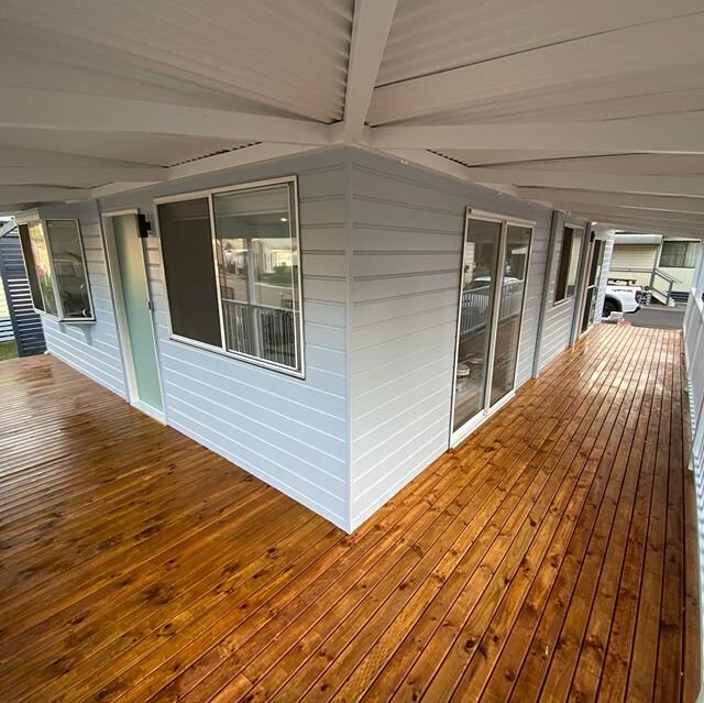 30 years of nicotine stains gone weeks we could barely see out the windows. It&rsquo;s amazing the damage. 🦠stay safe #covid19 #renovation #reno #renovations #renovationlife