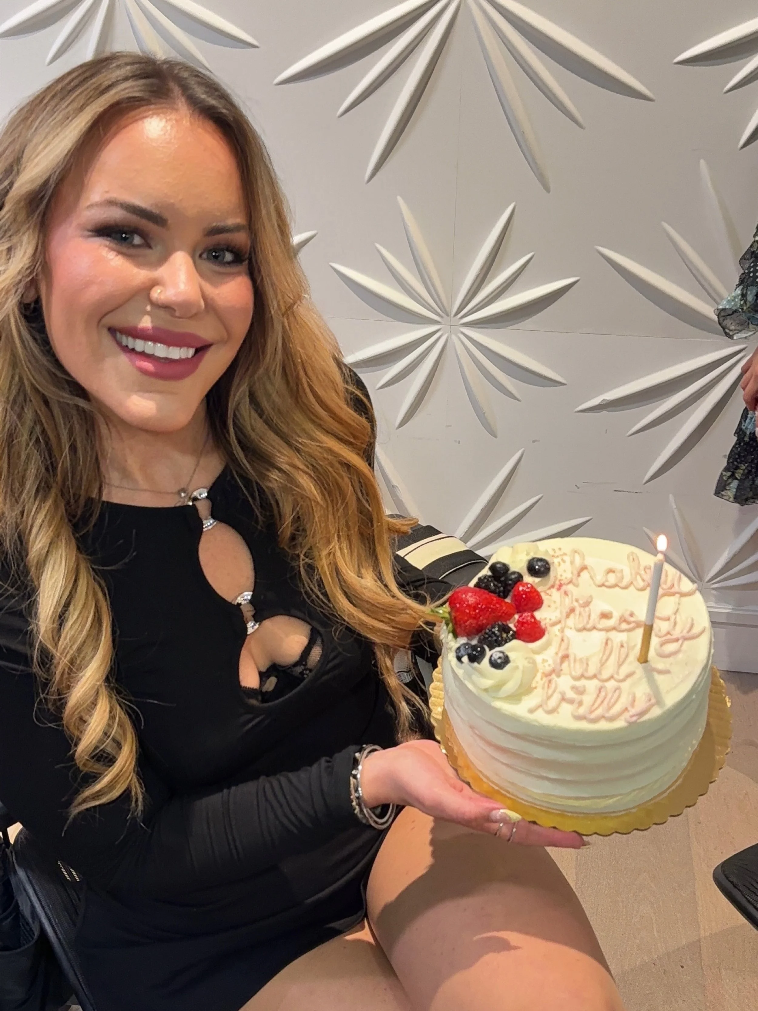 Join us in wishing a very happy birthday to our beautiful + amazing Practice Manager, Haley! 🎂❤️
