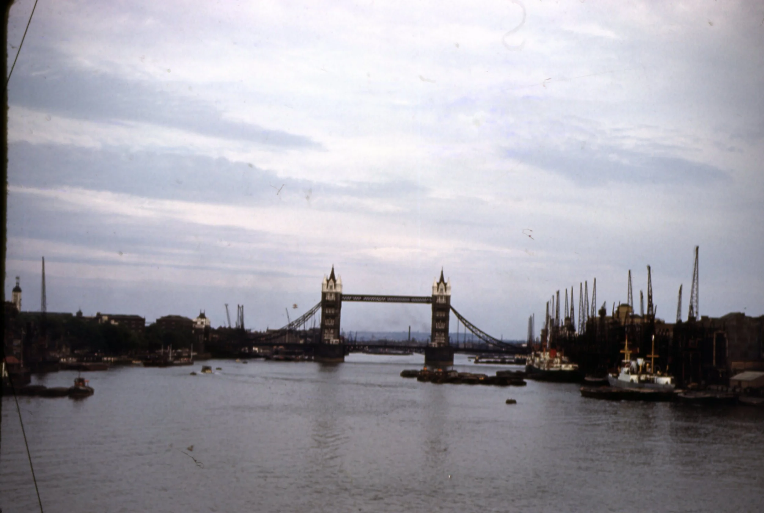Tower_Bridge.jpg