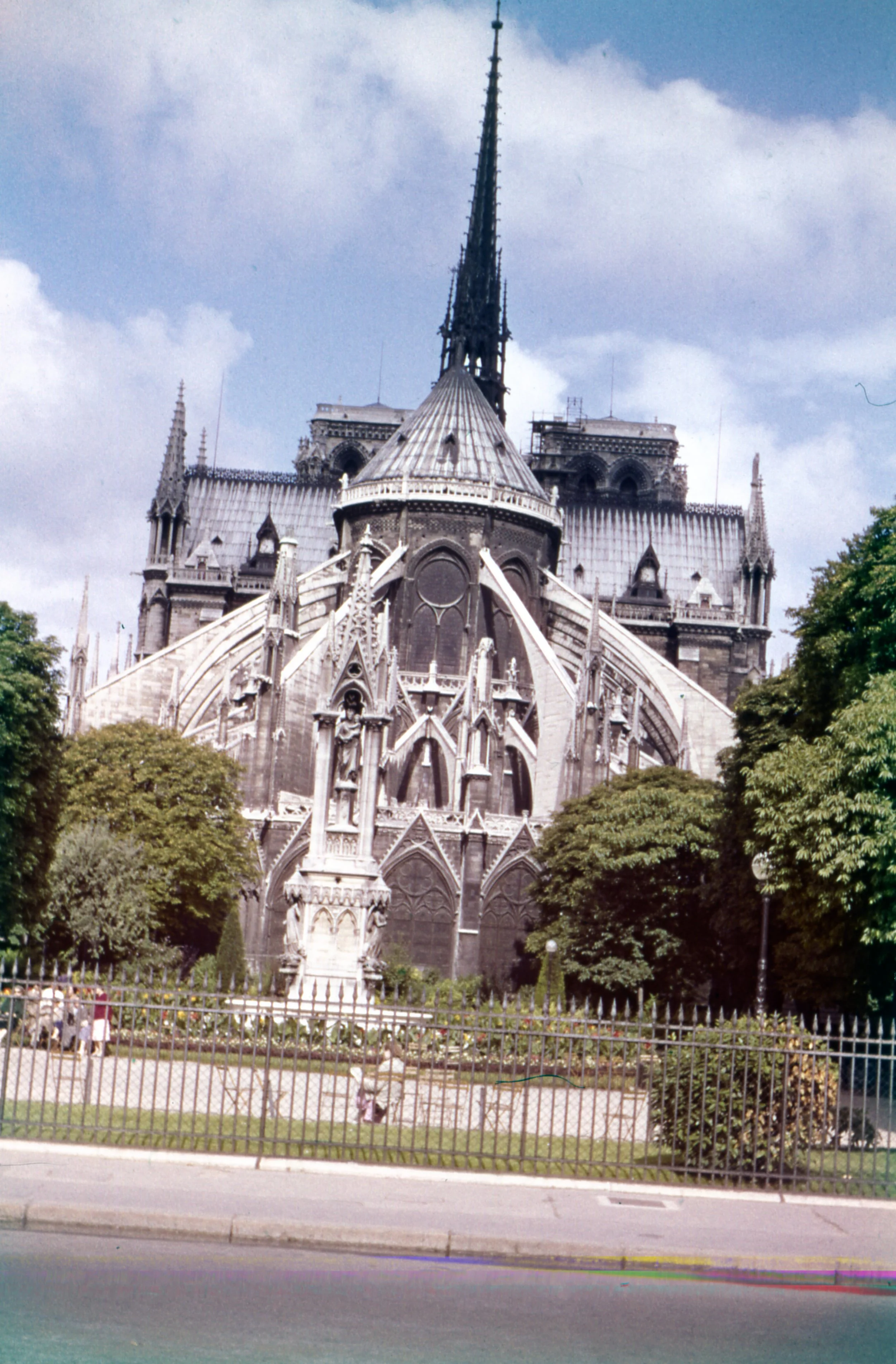 Notre_Dame_Back.jpg