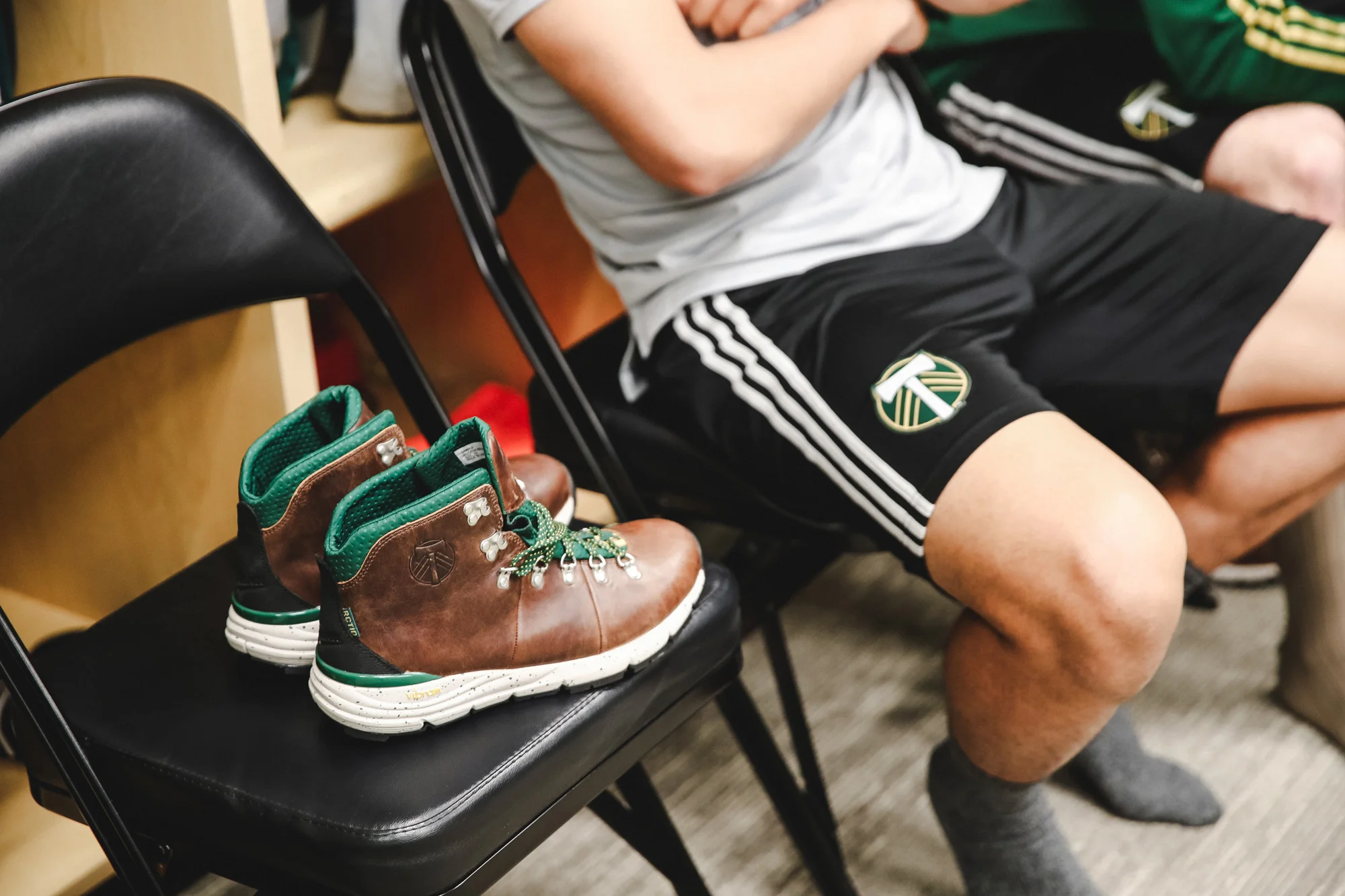 Danner-x-Timbers-(3)_v1.1.jpg