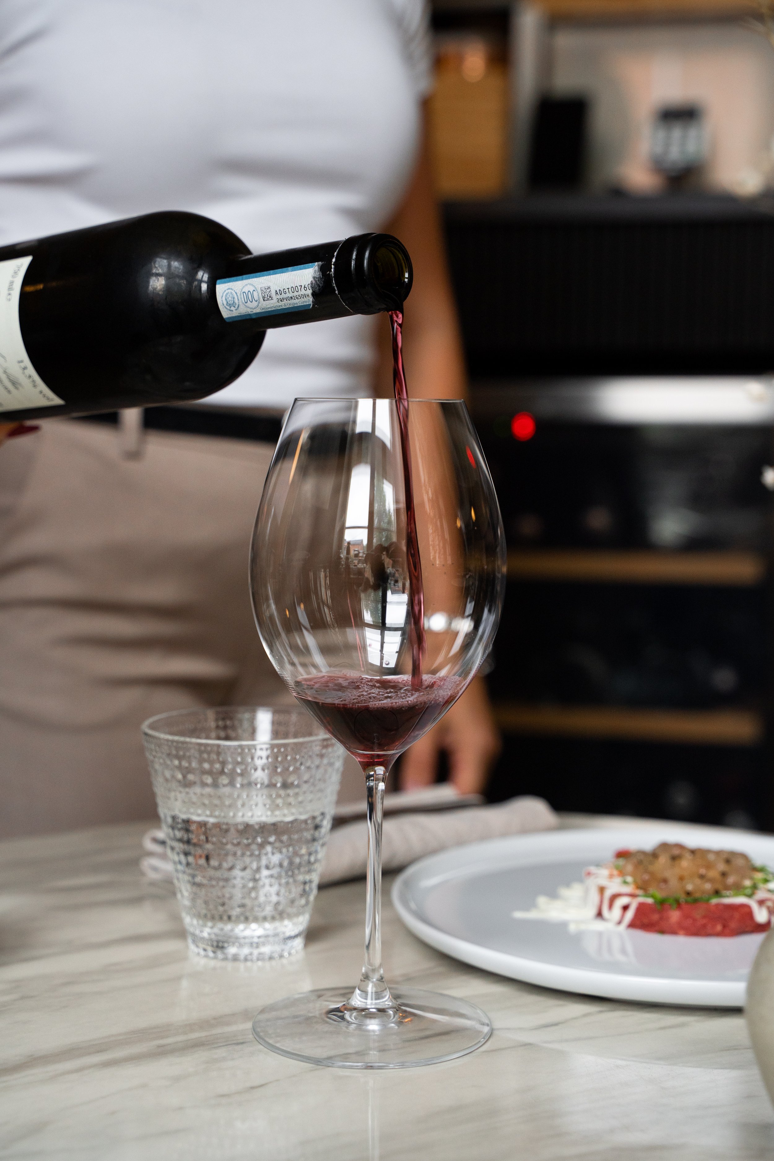 Winebar_Kurkela_@rosaruuskanen (21).jpg