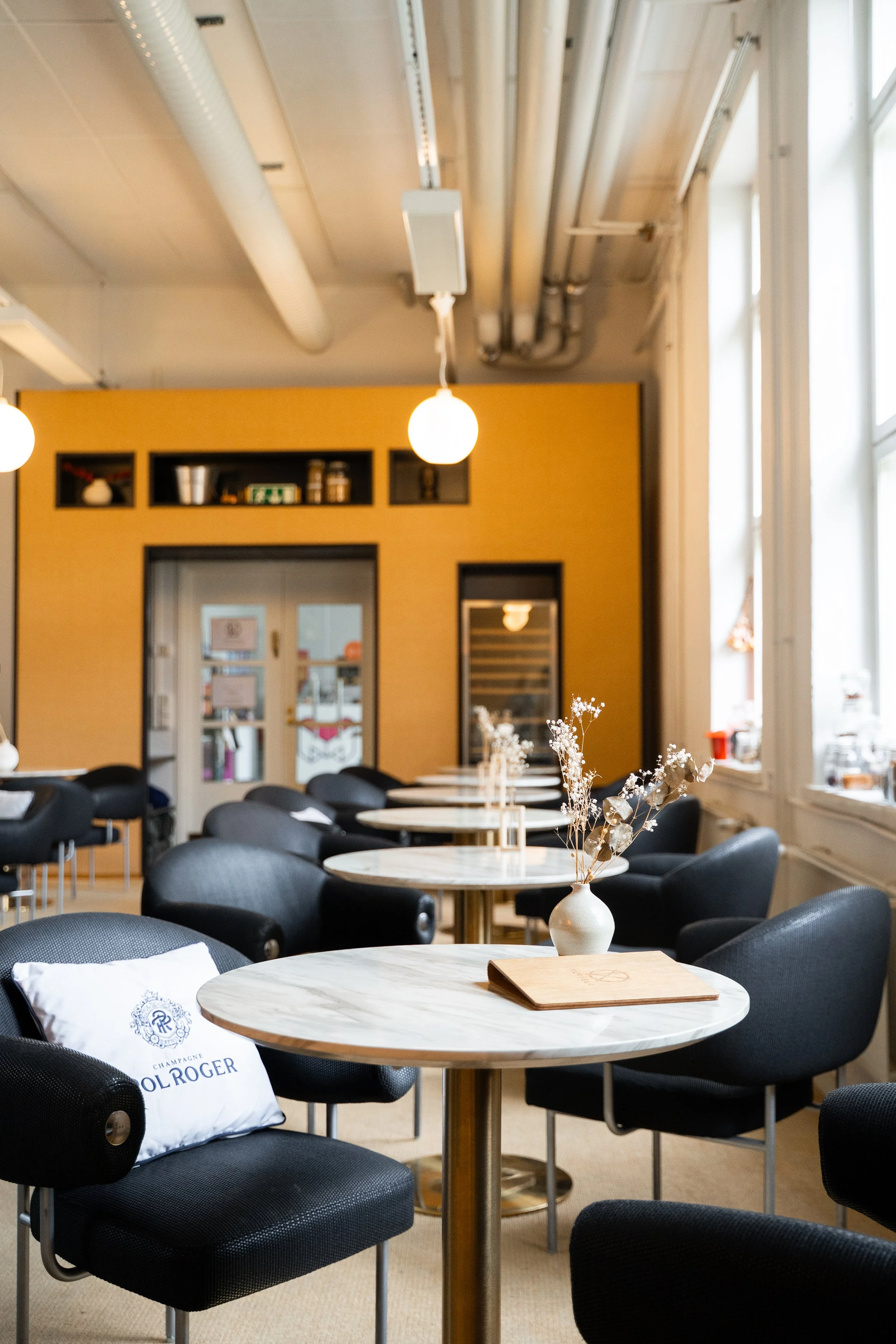 Winebar_Kurkela_@rosaruuskanen (9).jpg