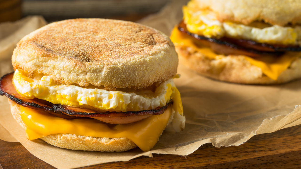 Bacon and Egg Breakfast Sandwiches
