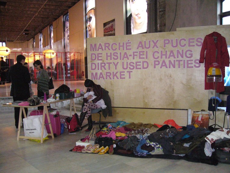 "Dirty used panties market", performance, Palais de Tokyo, 2011