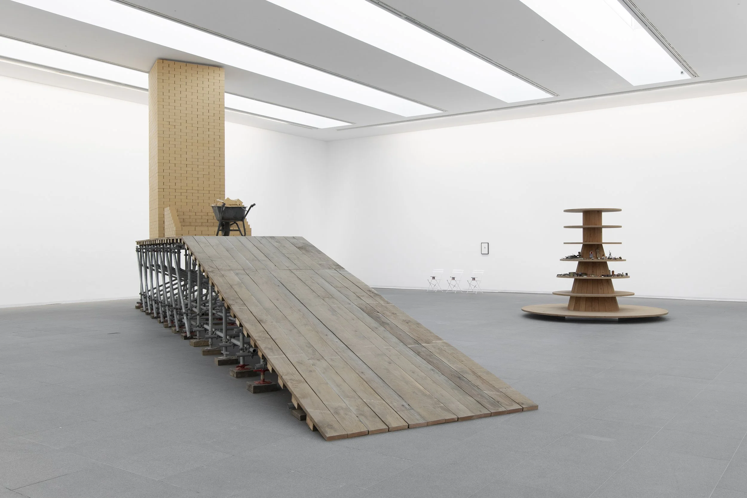 MACS_Vue exposition Haim Steinbach. Objects for People_Photo Isabelle Arthuis (4).jpg