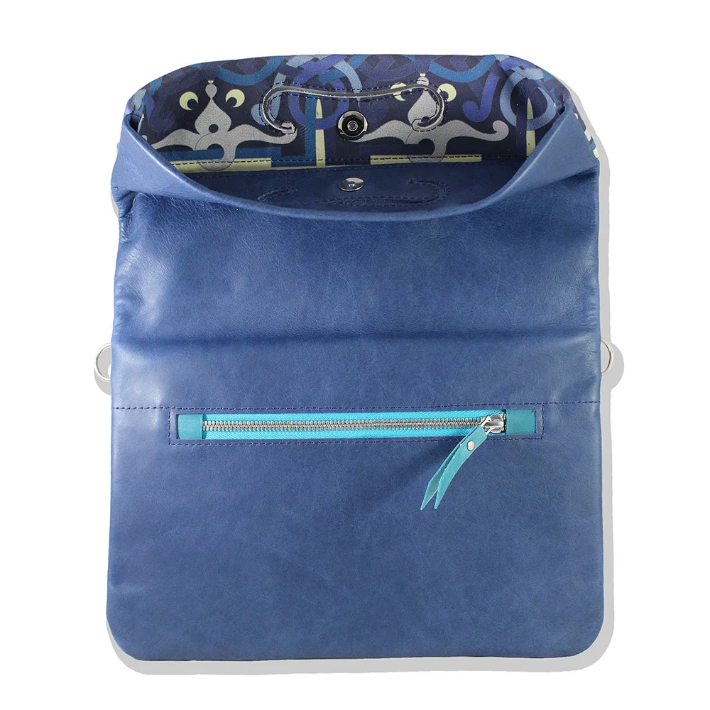 clutch_bleu_collab_coralie_prevert_nasongo_interieur_1000x1000.jpg
