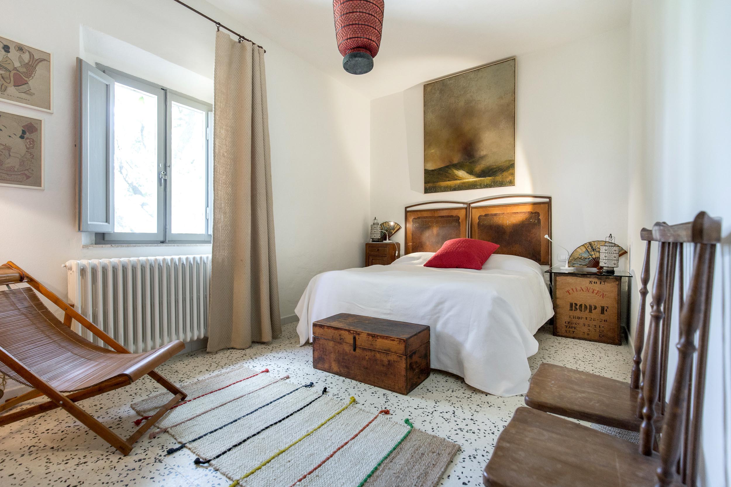 EastWing-camera-rossa-belvedere.jpg