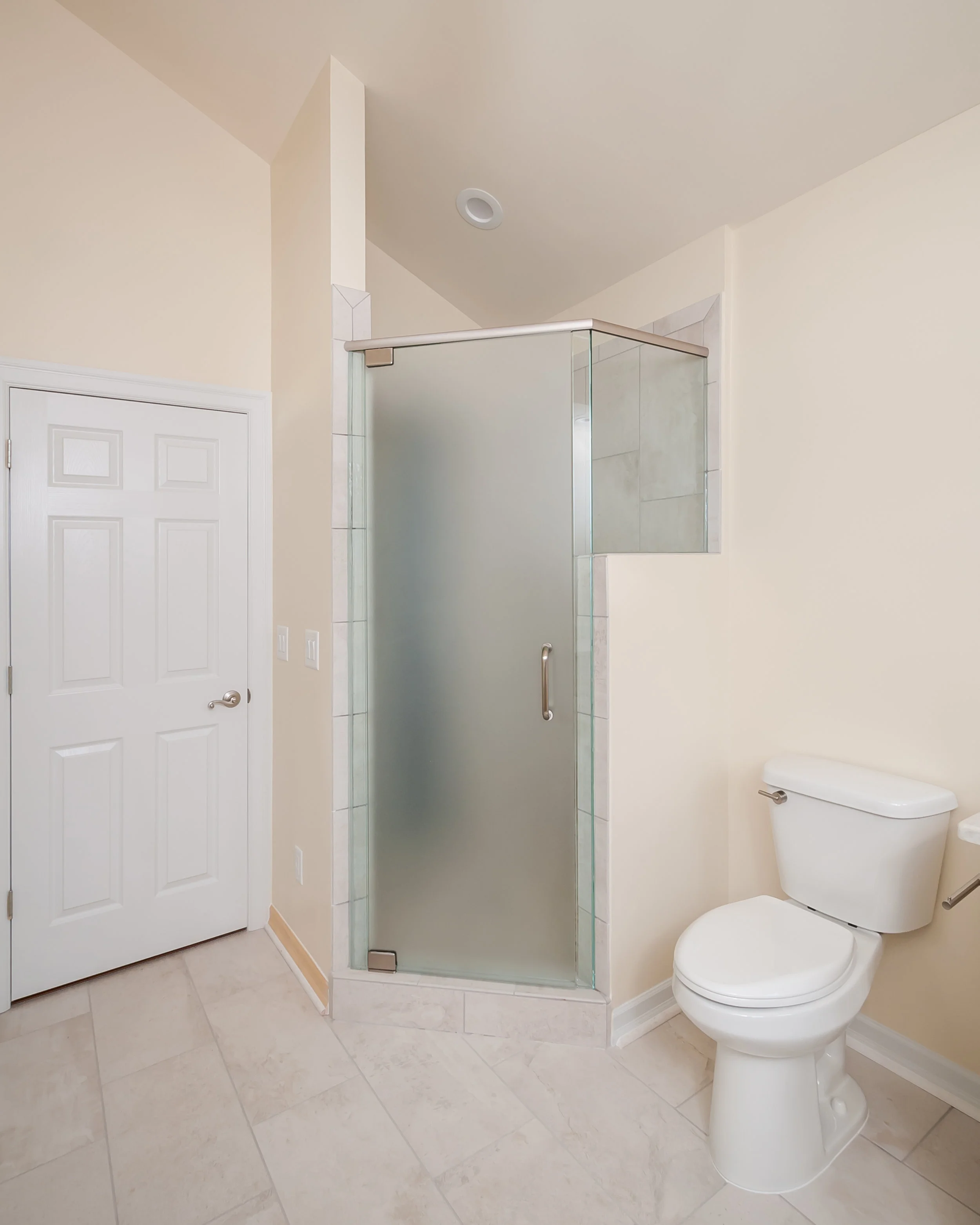 5380 Bay Cir High Res-2.jpg