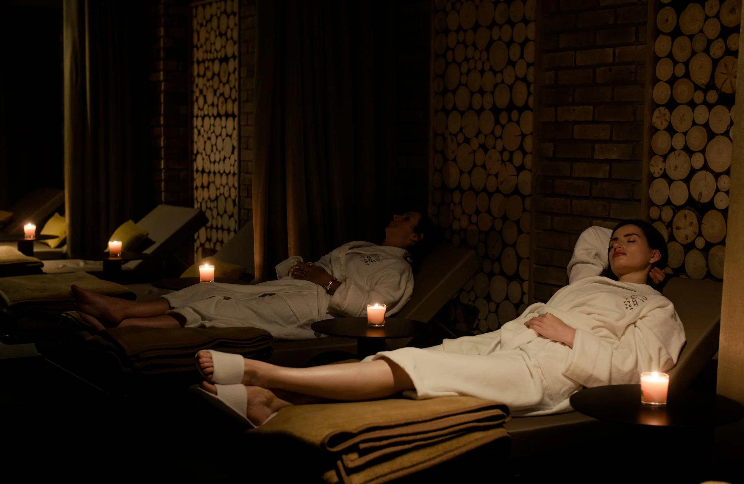 Osprey Leisure & Fitness. Two women relaxing in the Soul Spa in the Osprey Hotel