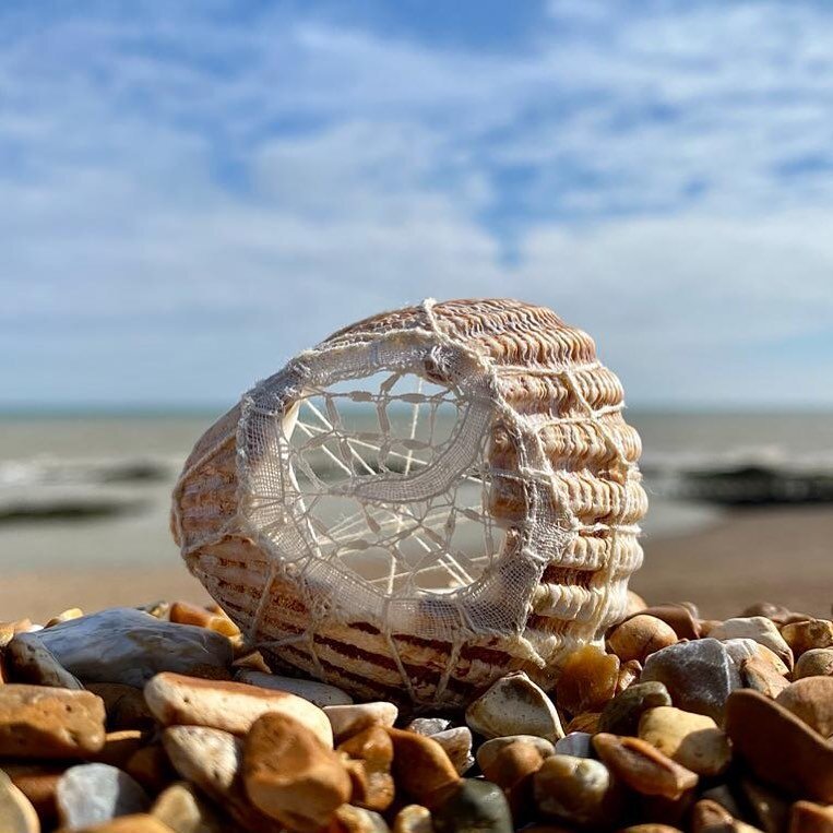 The sun came out. Result. Went to the beach. Stitched a shell for the Rome show. Happy. How was your day lovelies? 

#stitched #surfaceanddepth #marineobjects #foundobjects #faded #lace #wounded #brokenshells #love #stleonardsonseaistheplacetobe #stl