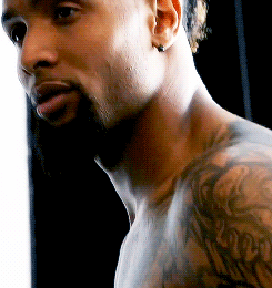 tumblr_nr2x0m5h2f1tsqmfco1_250.gif