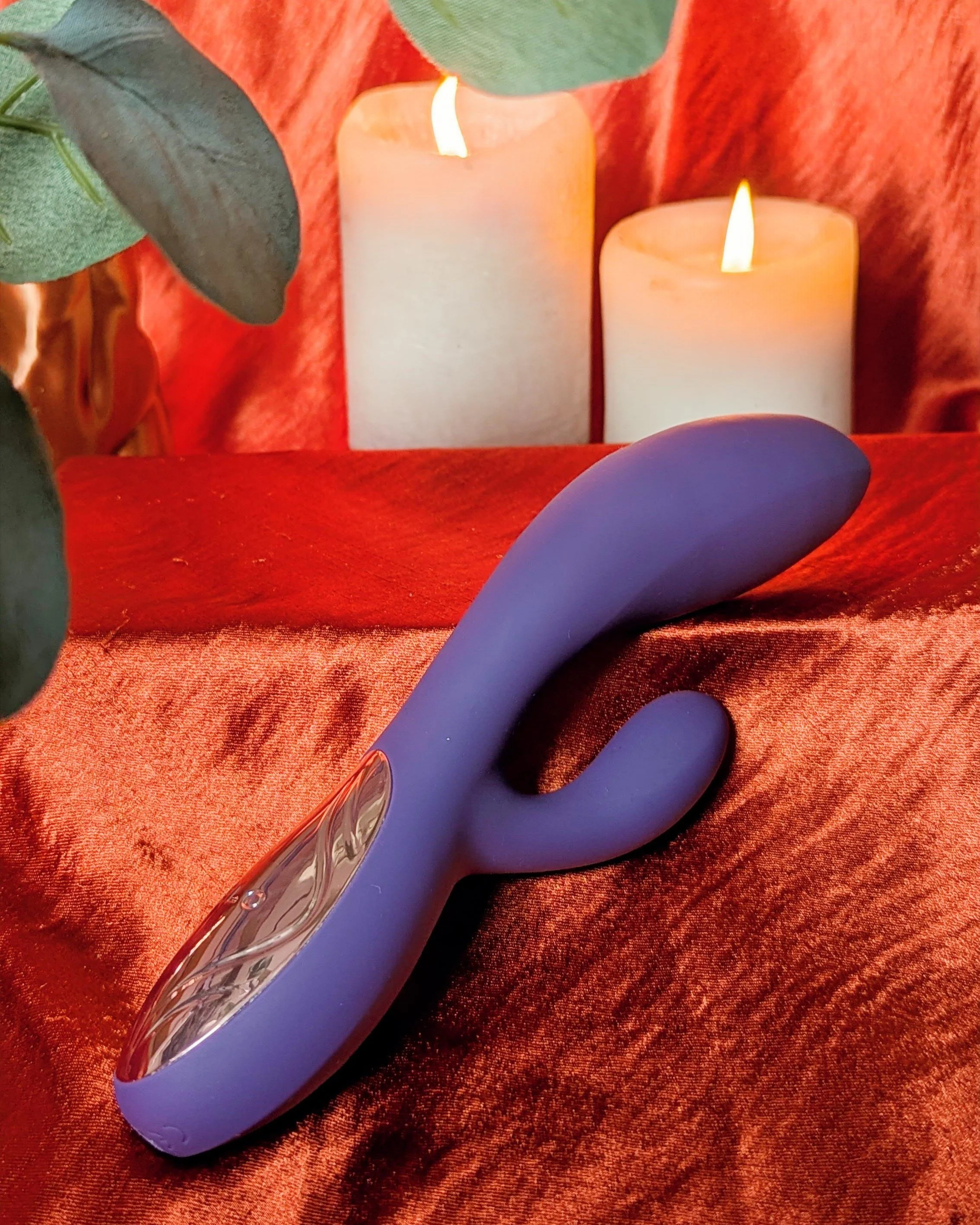 Purple LELO Ina Thrust thrusting rabbit vibrator