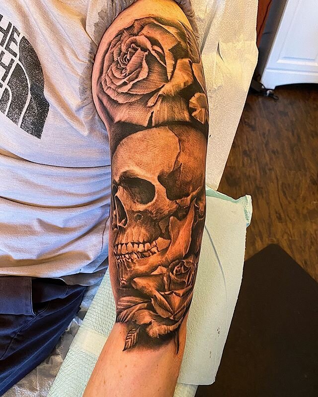 When you&rsquo;re busy, you&rsquo;re busy as fuck.  Thank you Jeff for starting a sleeve project. This will end bad ass I think?  #wanderlust #skullandroses #skull #sleeve #thankyou