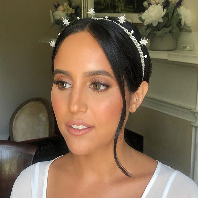 This babe 👰🏻 though... @tessalaviolette 💕💕💕 #facesbyalex #hairbyalex