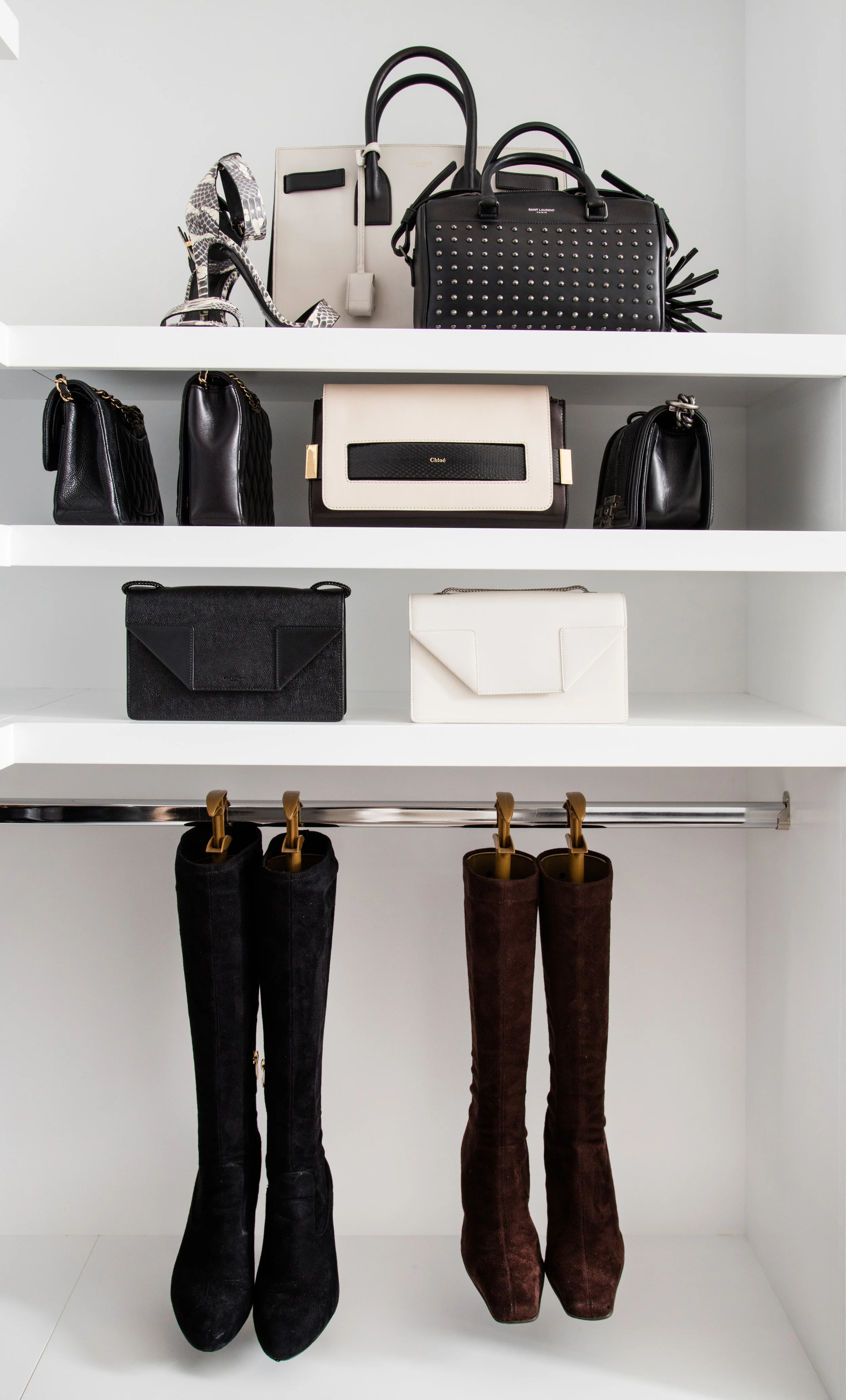 CLOSET-3011_A.jpg