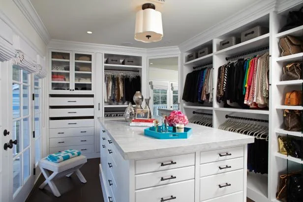 Lisa-Adams_Giuliana-Rancic-Closet_7.jpg.rend.hgtvcom.616.411.jpeg