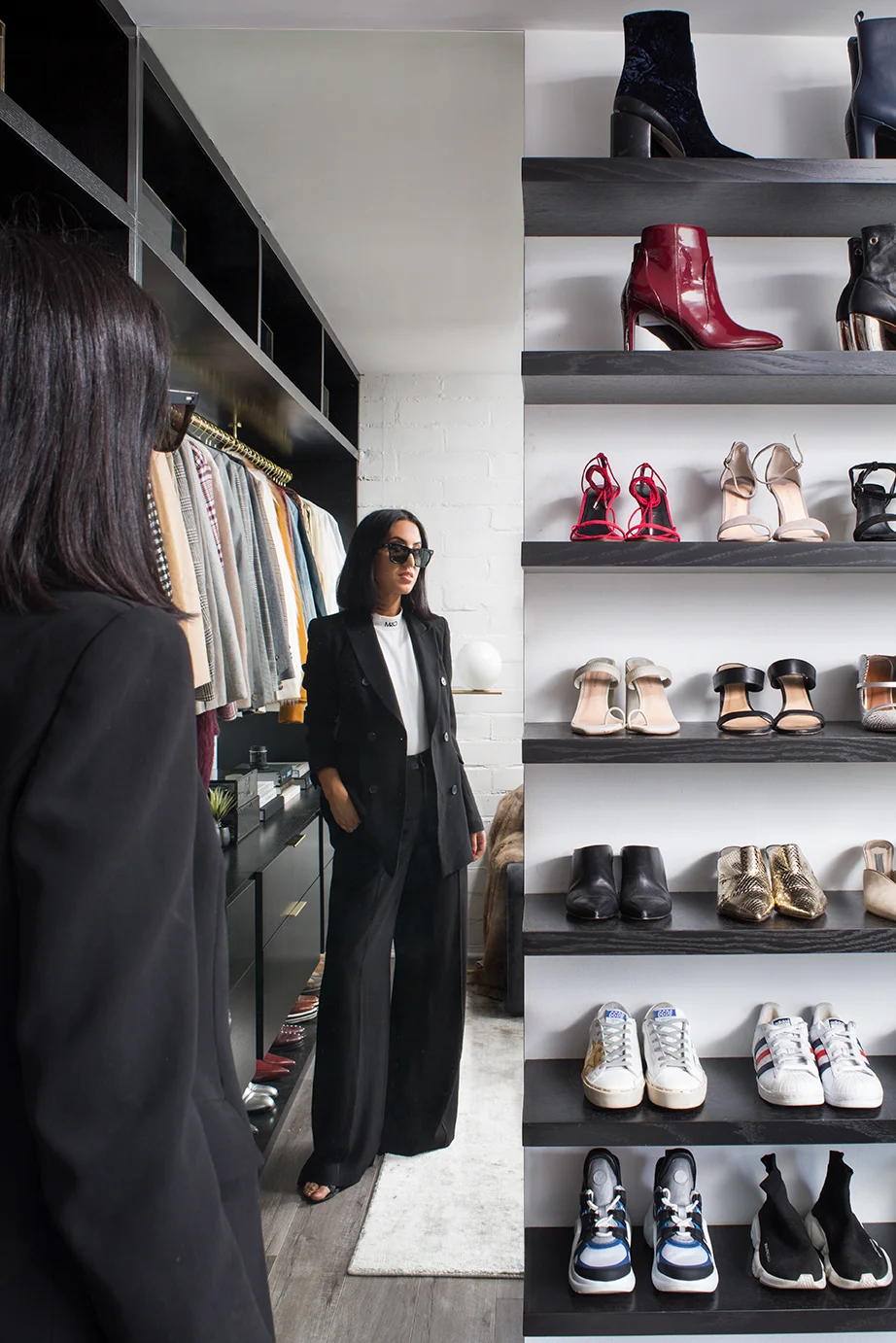 LACloset_TSHome_MeghanBobPhoto_ShoeWallPortrait_0038_B_WEB.jpg