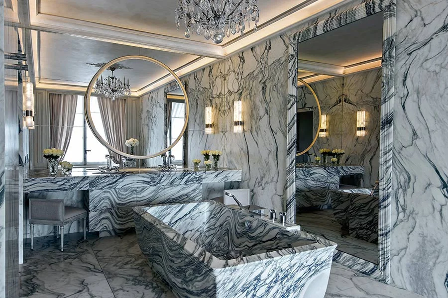 Grands-Appartements-Concorde-bathroom-a.jpg