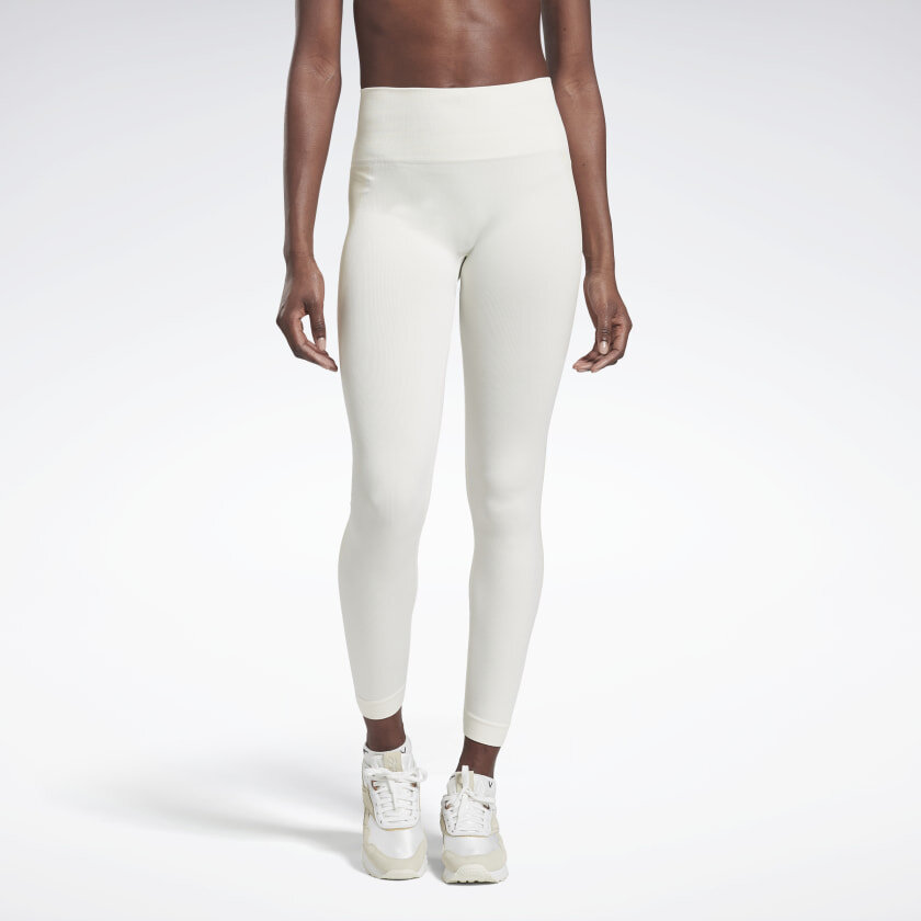 REEBOK x VB (@victoriabeckham)