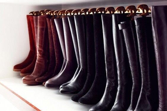 4 Ways to Store Knee High Boots - wikiHow Life