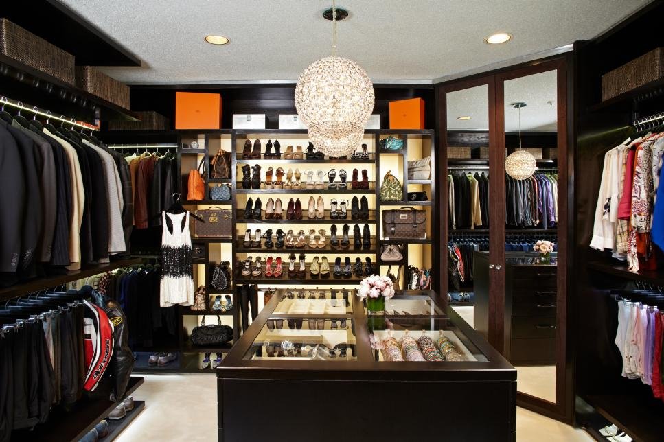 Lisa-Adams-The-Display-Boutique-Luxury-Closets.jpeg