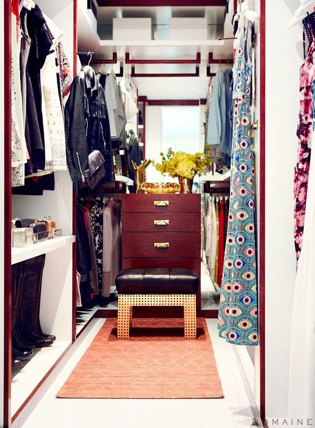 cdn.cliqueinc.com__cache__posts__84574__jaime-king-closet-makeover-13-84574-1529539534559-main.700x0c-37c0c06072dd4a3fa8f72d96e9598de8.jpg