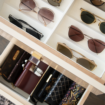 m_custom-sunglasses-drawer.png