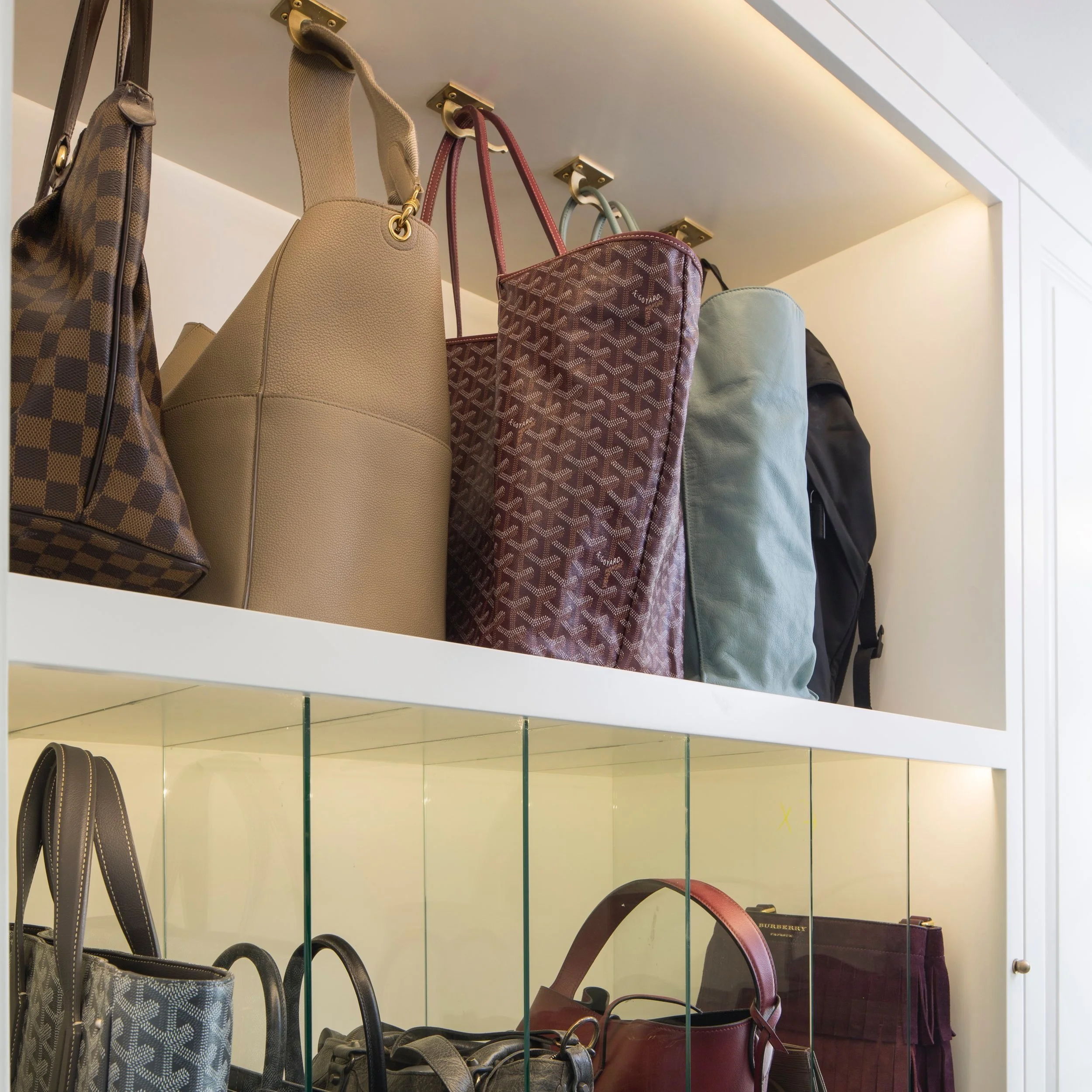 LACloset_KUBA_MeghanBobPhoto_ClosetBagDetail_A_HR-2.jpg