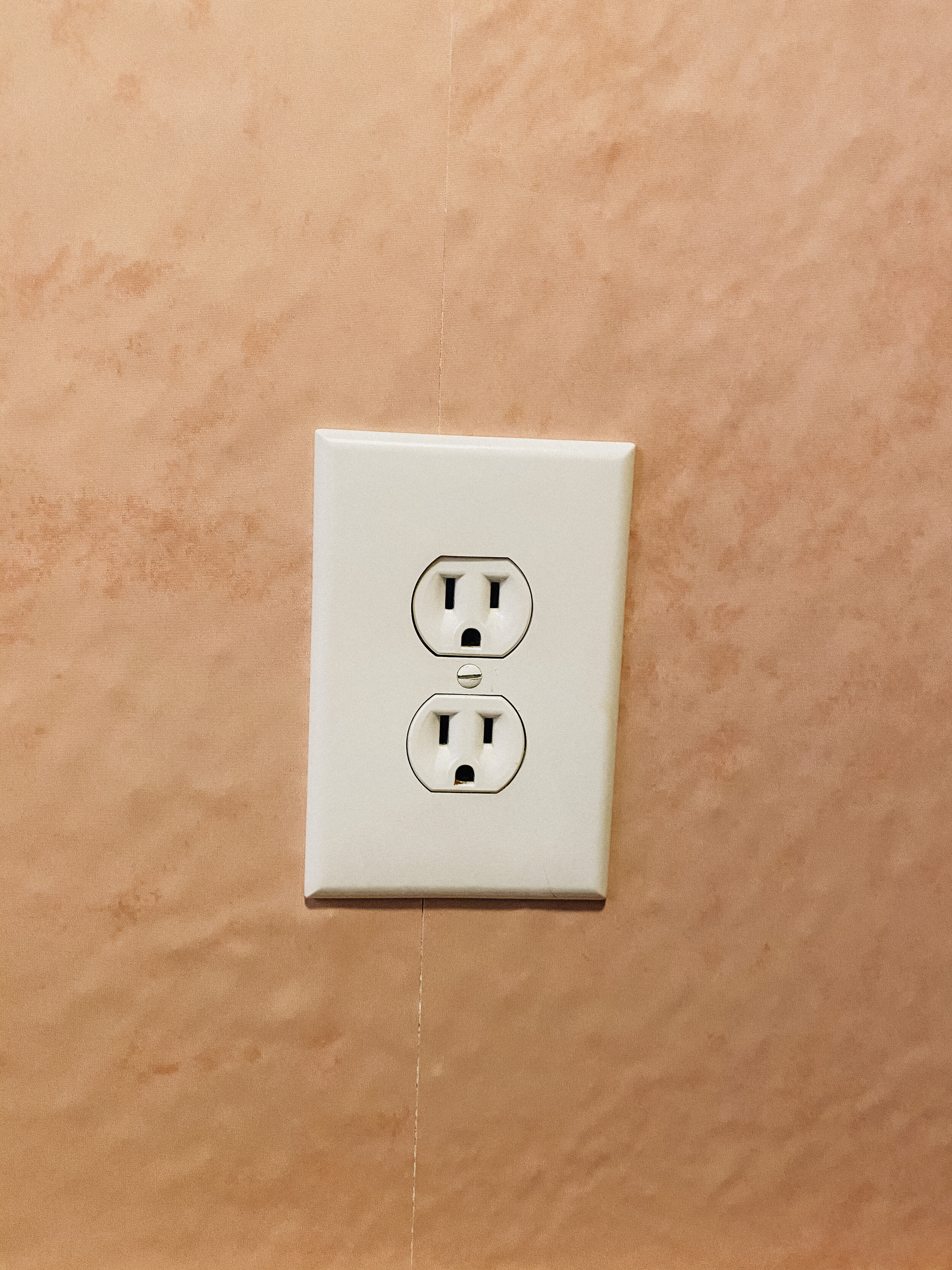 Loomwell Pink Mountain Mural Wallpaper oneroomchallenge — Rising