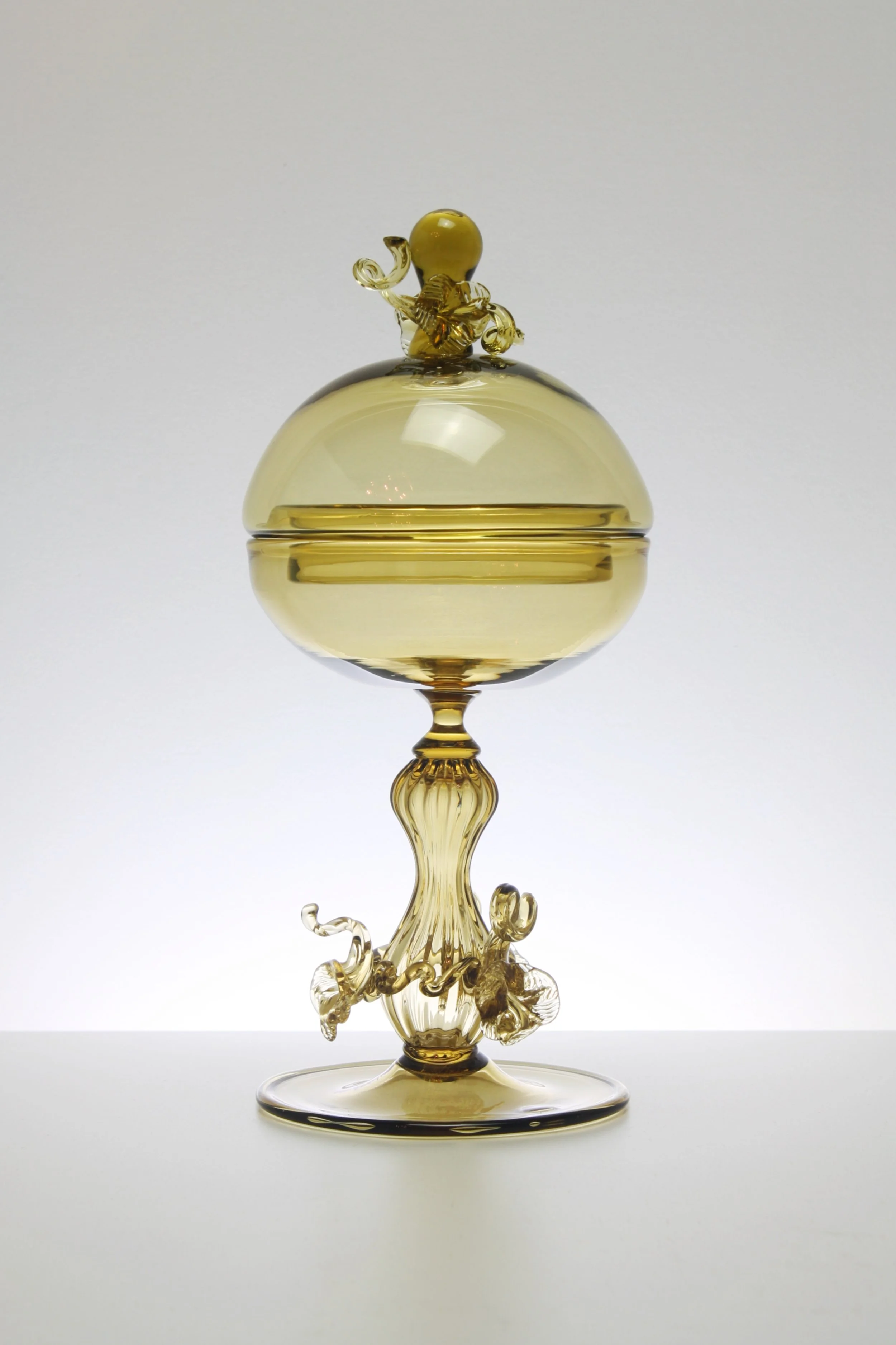 Grass Lidded Flower.jpg