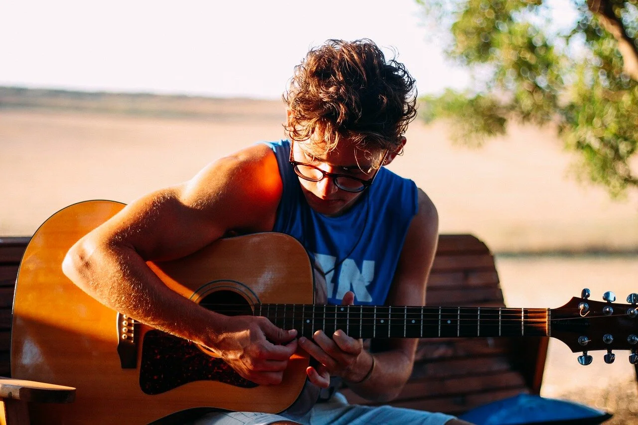 guitar-2633353_1280.jpg
