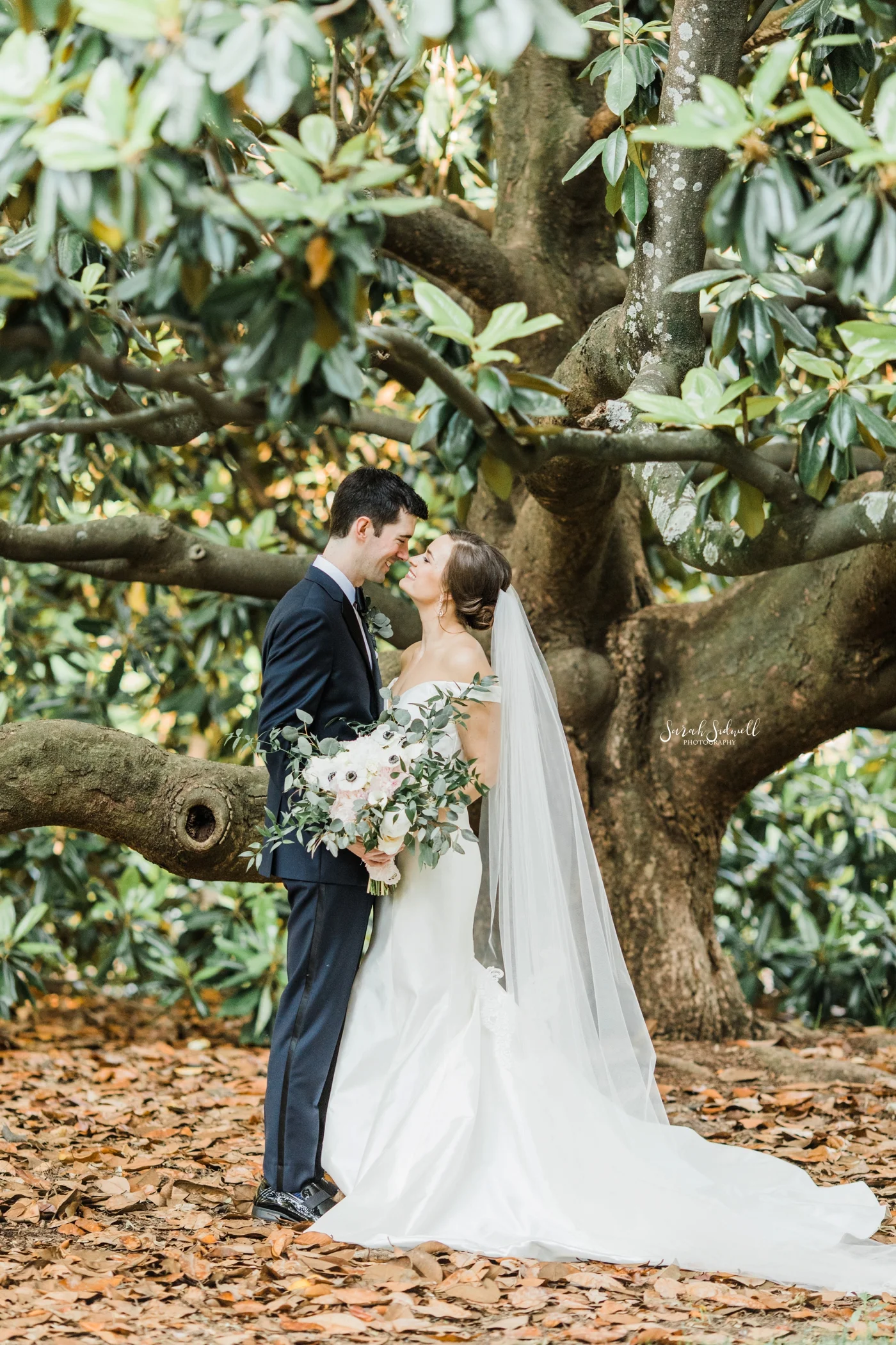 Cathedral of the Incarnation Wedding | Elizabeth & Ryan