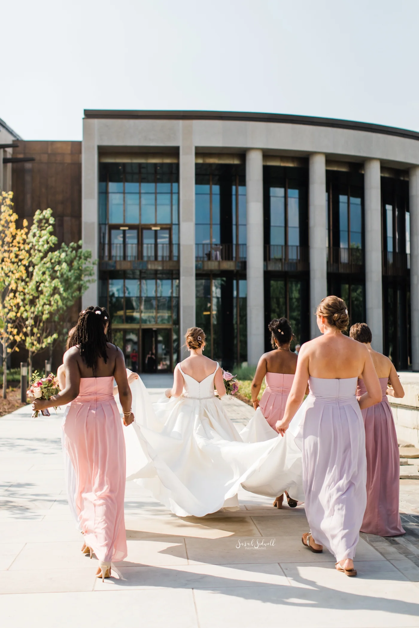 Nashville Wedding at The Tennessee State Museum | Meg & Paul