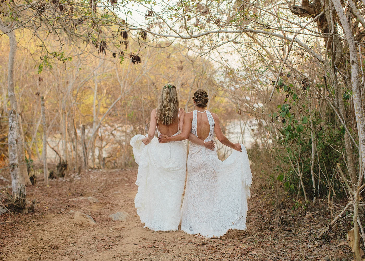 Lya-and-Ashley-212.jpg
