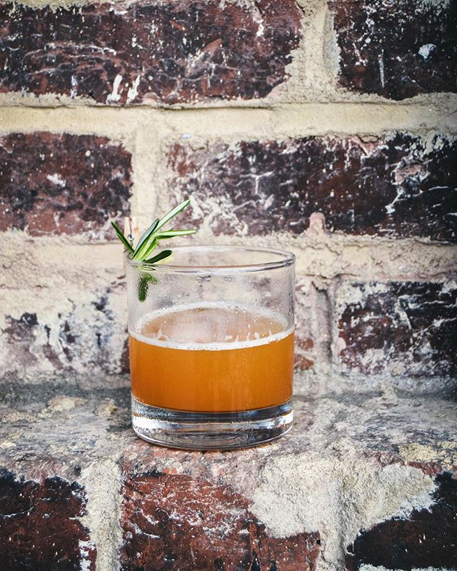 An ode to 1968 🌿👶
&mdash;
[Rosemary&rsquo;s Baby]
@stripedpigdistillery spiced rum &bull; @chinola passion fruit &bull; @amaromontenegro_it &bull; lemon &bull; rosemary garnish
&mdash;
TRIVIA THURSDAYS TONIGHT
7-9 PM
free to play // must be 21+
$3 