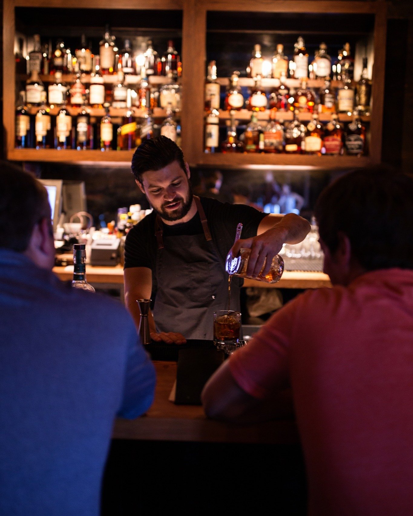 At Bar Mash, Happy Hour doesn't stop just because it's the weekend. 

🥃 $3 Pour of Evan Williams 1783
🍷 $6 Red or White Wine of the Day
🍹 $7 House Daiquiri 
🍺 $1 off Draft Beers
🍻 $4 Founders All Day IPA | $2.50 High Life Draft 

We have major d