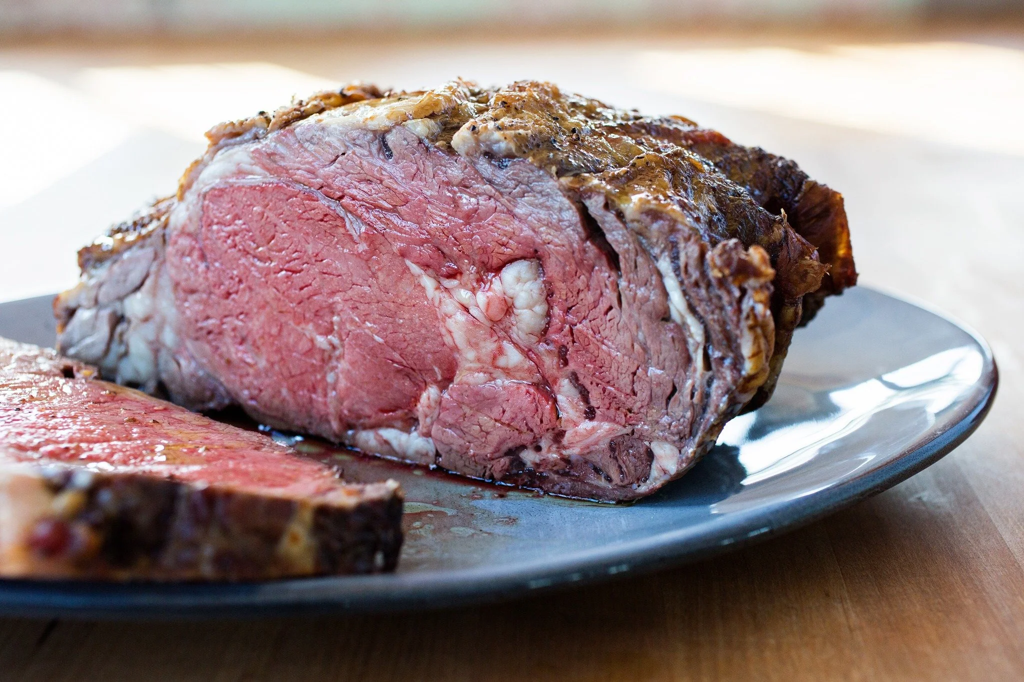 Mondays are rough. Let us handle dinner. 🍽️

Our Monday night lineup: roasted Certified Angus Beef&reg; prime rib, cheesy baked potatoes, and crispy beer-battered onion rings &mdash; comfort with a serious upgrade.

The real move? Stick around for l