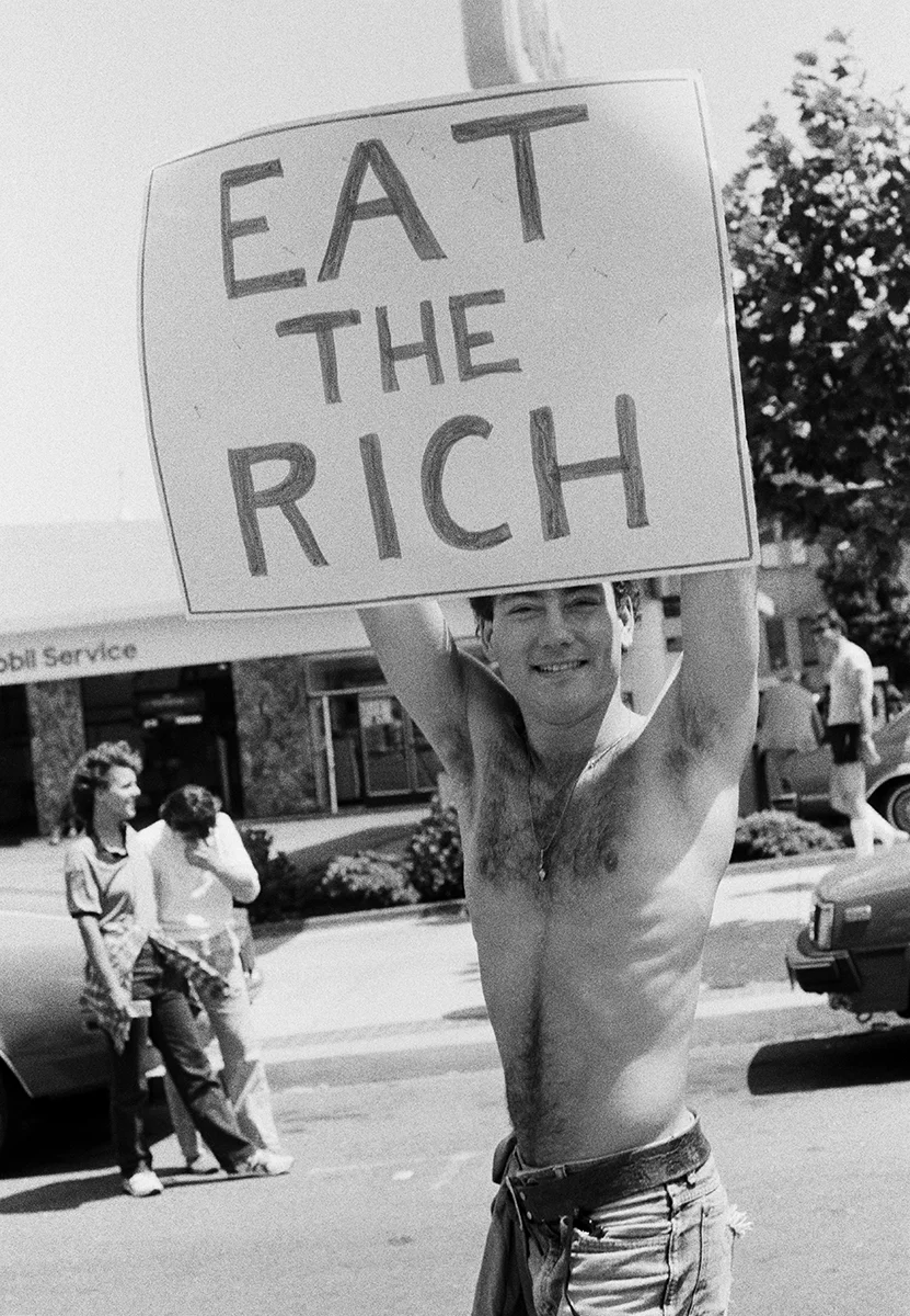 Catherine Opie – National March for Lesbian and Gay Rights, 1984 (EAT THE RICH for Fire Island Artist Residency) 1984/2017
