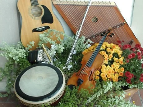 irish-instruments-source_4y8.jpg