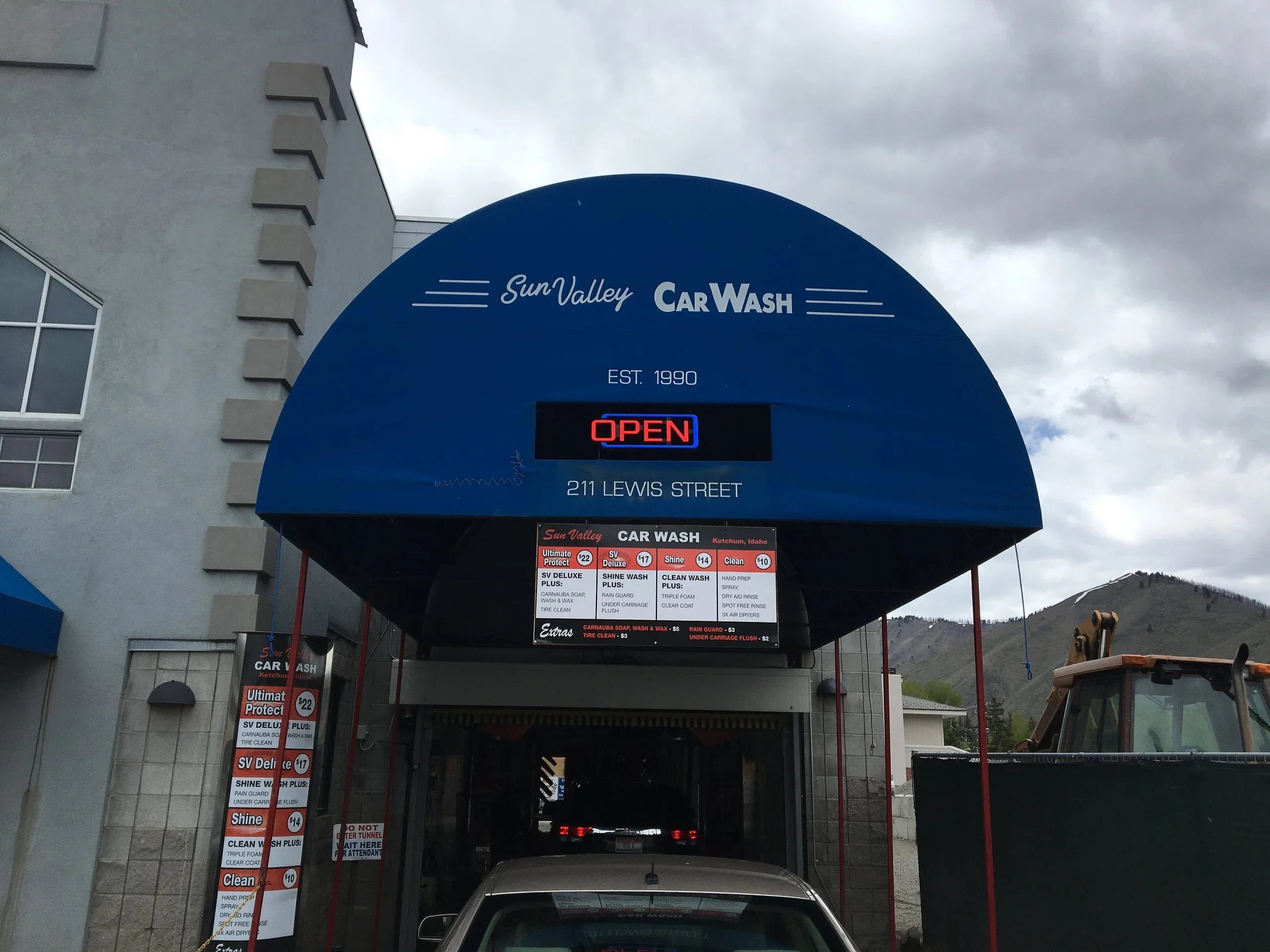 Automatic Car Wash Tunnel — Sun Valley Car Wash