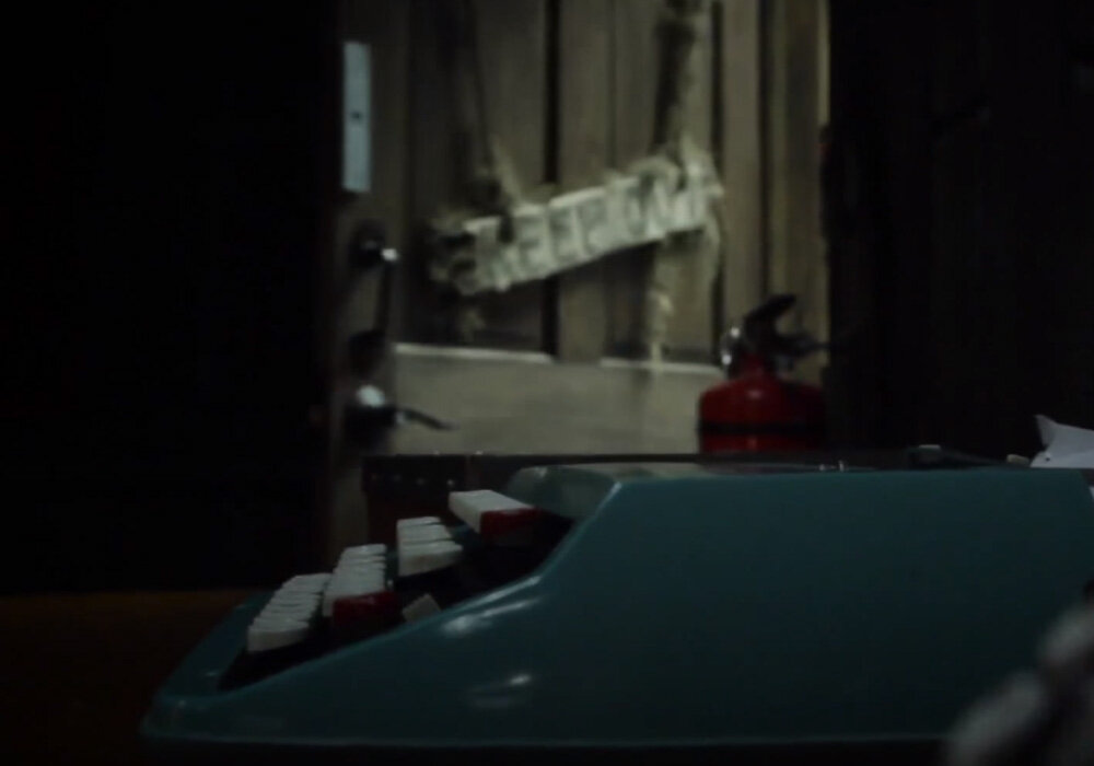 lost-cabin2.jpg