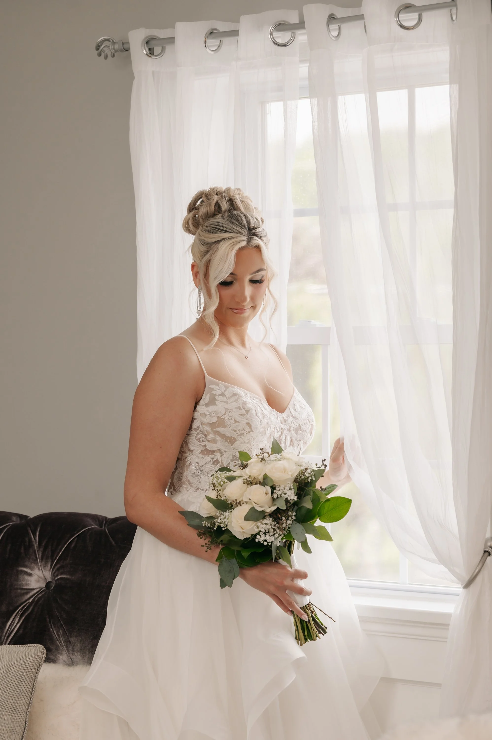 Bride  Groo Prep 212.jpg